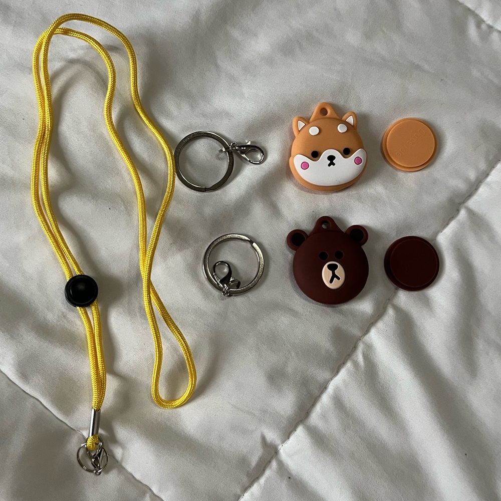 Kids AirTag necklace